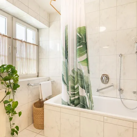 Golden Boho I Centrum I Car Park I 8 Pax I Netflix Apartment Fussen