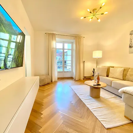 Apartment Golden Boho I Centrum I Car Park I 8 Pax I Netflix Fussen